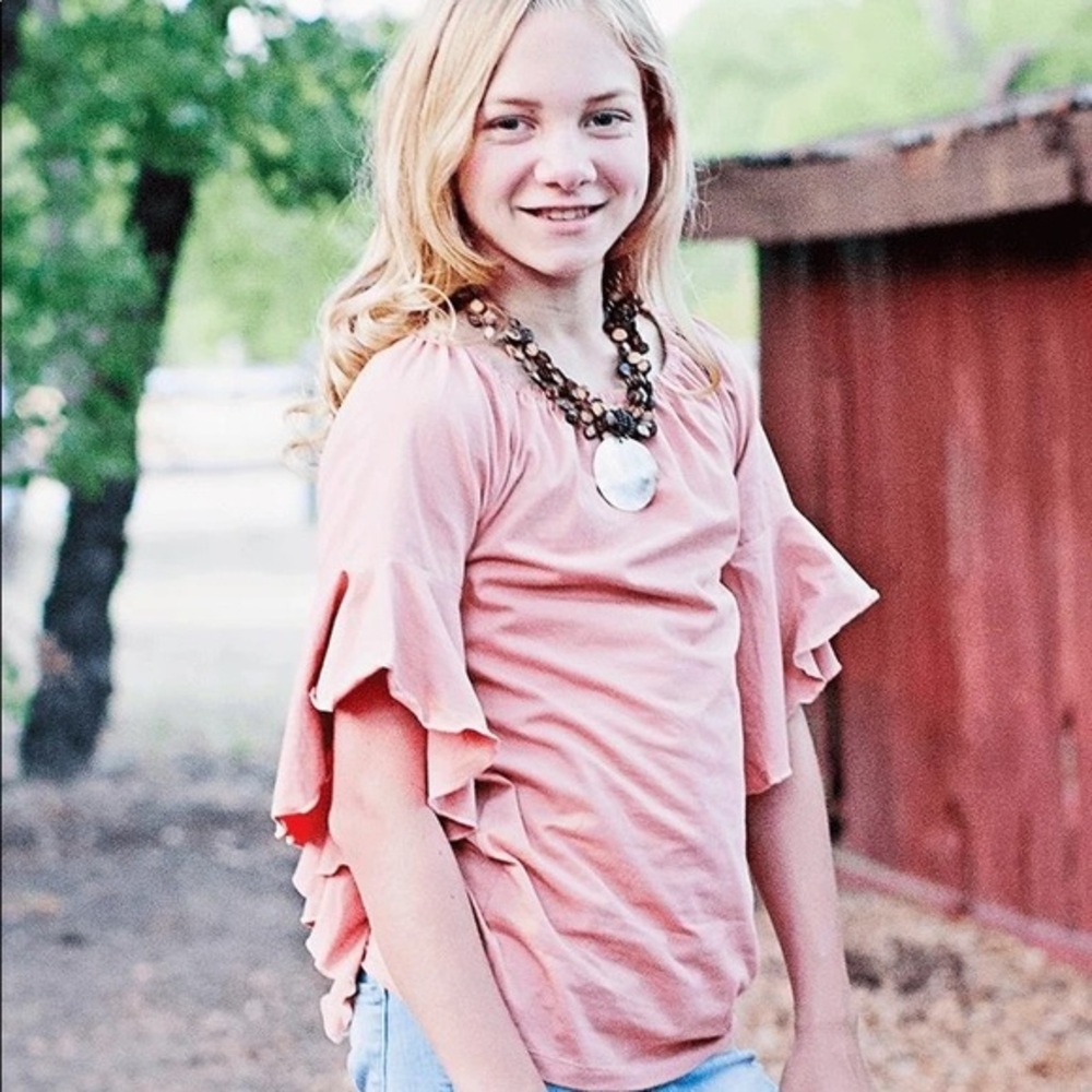 NWT Peyton Bre BlushTapered Sleeve Top